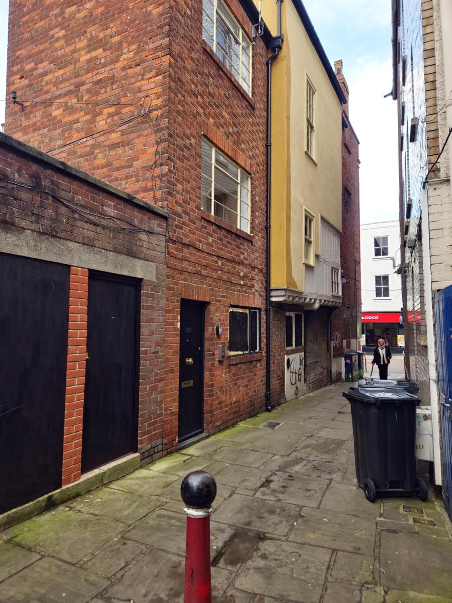 Central Gloucester Self-Catering Flat - A Hidden Gem Exterior photo