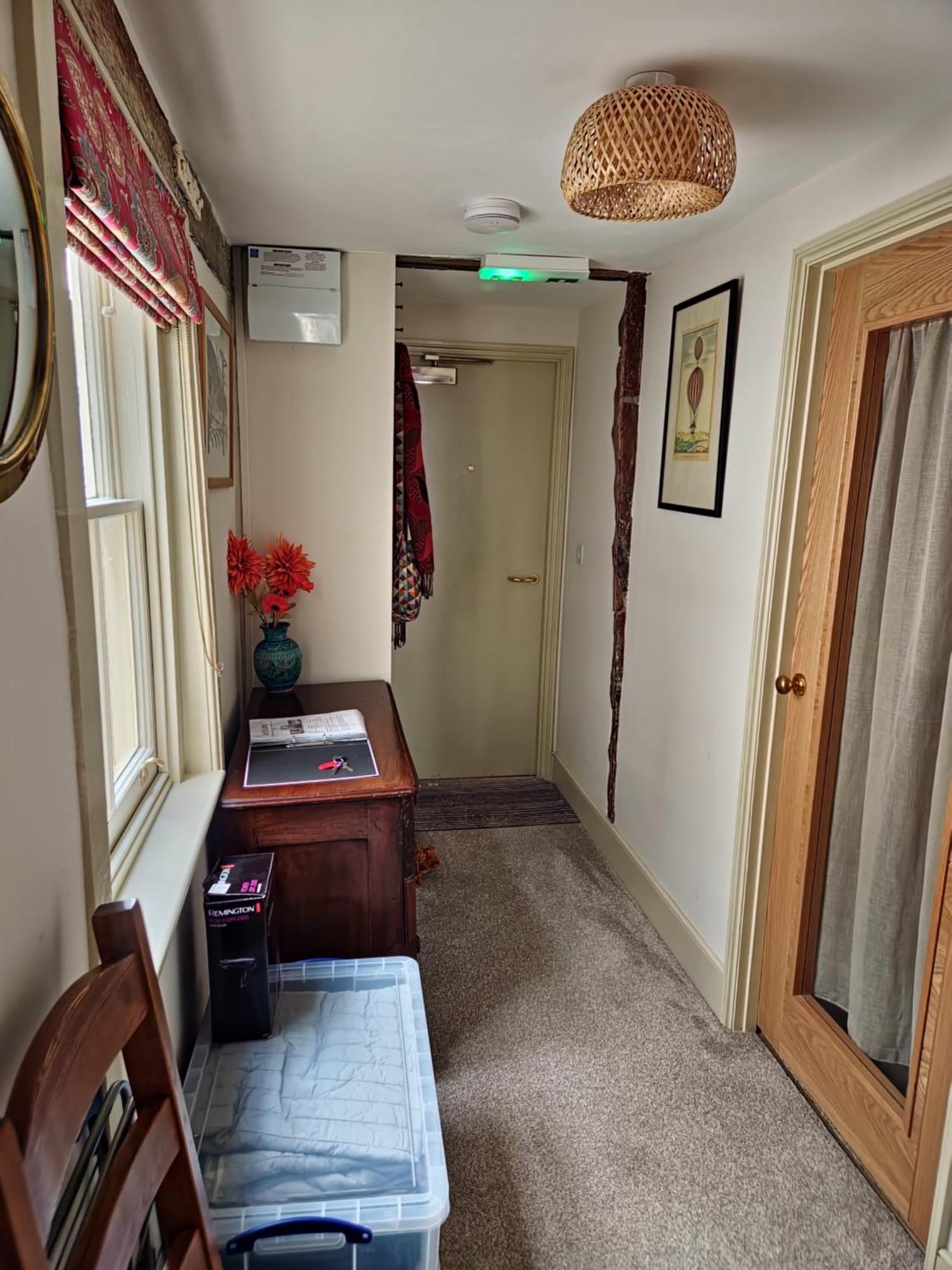 Central Gloucester Self-Catering Flat - A Hidden Gem Exterior photo