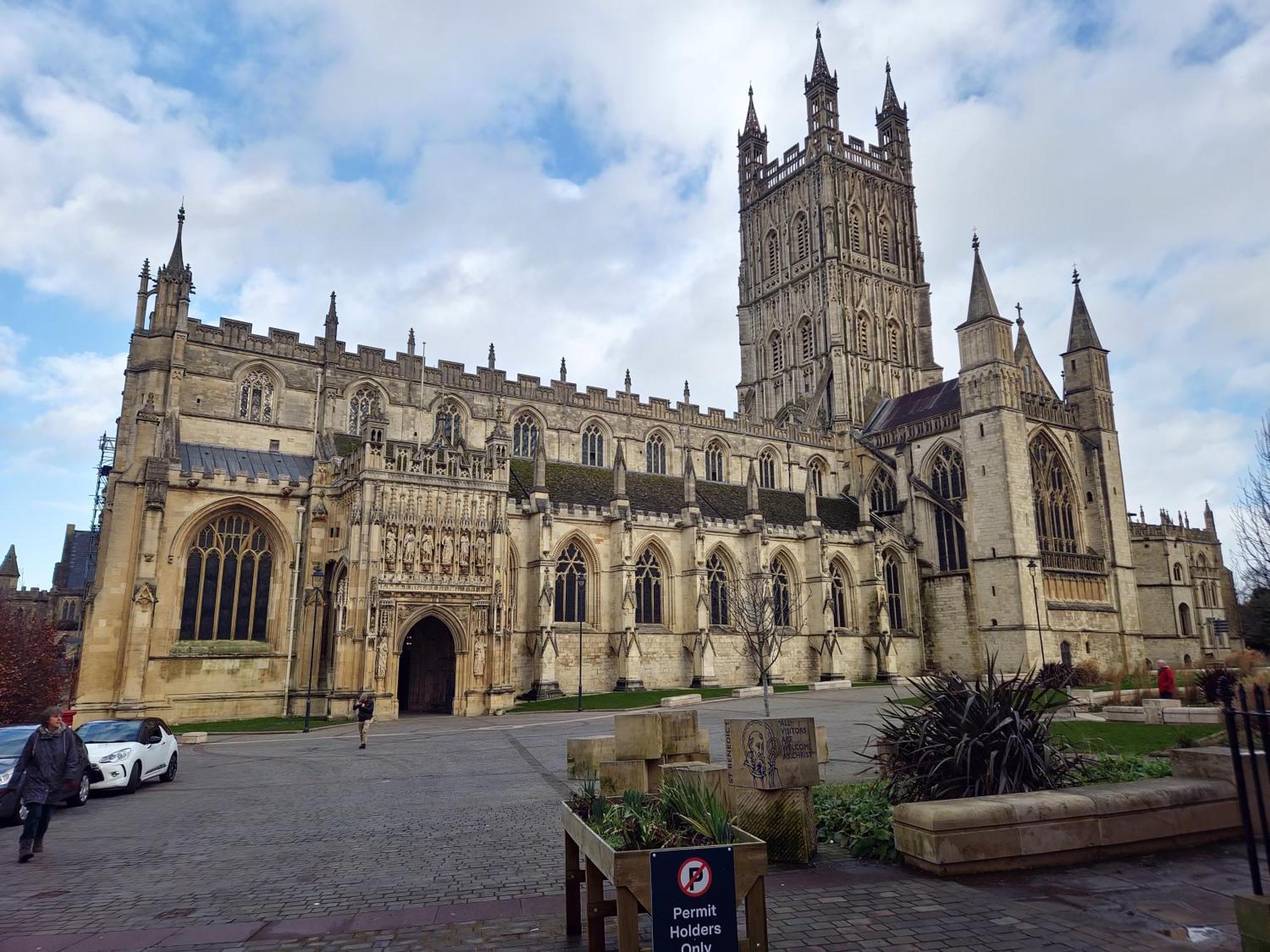 Central Gloucester Self-Catering Flat - A Hidden Gem Exterior photo